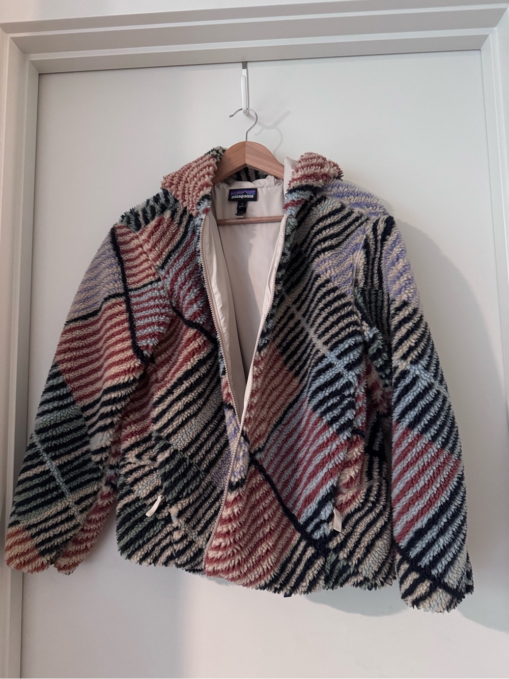 Patagonia Multicolor Striped Teddy Fleece Jacket - Cream, Black, Blue, Pink
